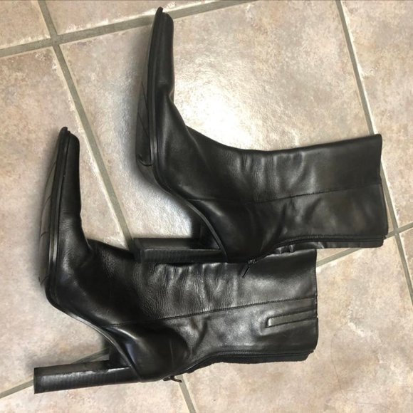 Aldo Short Leather Black Boots. Size 36 - Picture 3 of 4